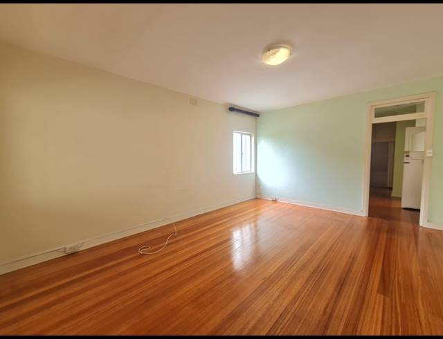 1.5 BEDROOM FLAT TO LET IN MUSGRAVE